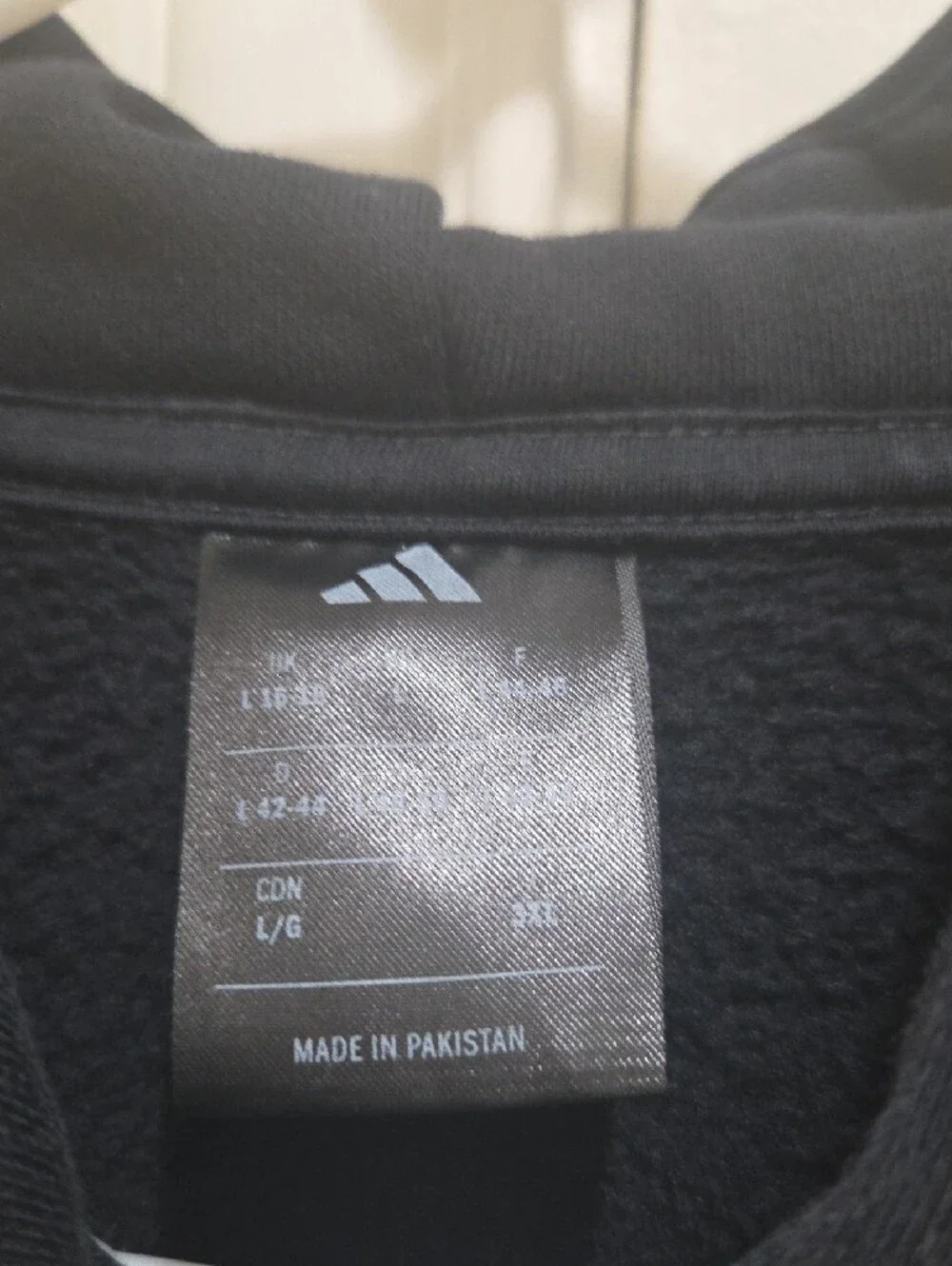 adidas classic pullover